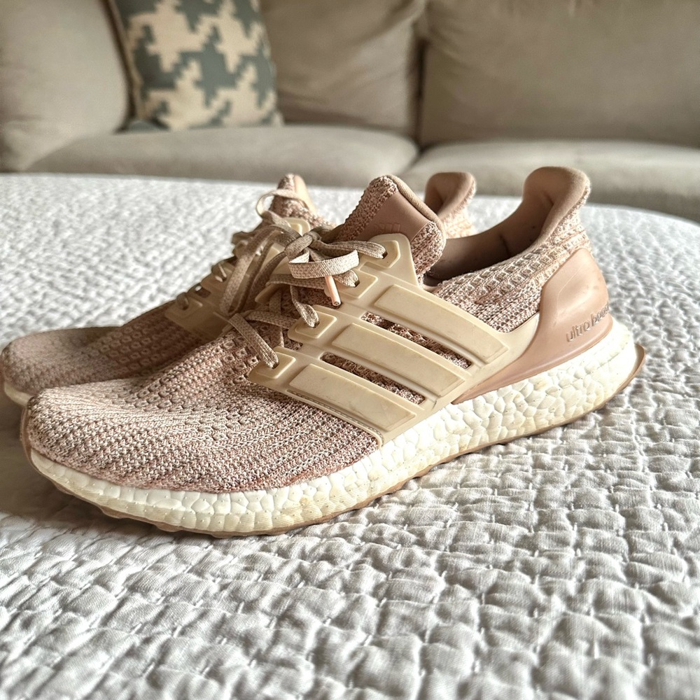ADIDAS Ultra Boost Ash Peach
